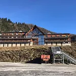 Le Fleuri Ensoleille De Guzet 아파트
